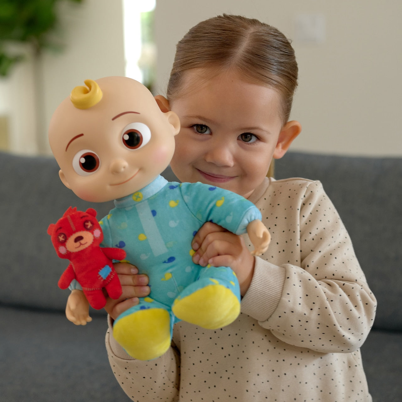 Cocomelon JJ Syngende Dukke - Danske Tale -