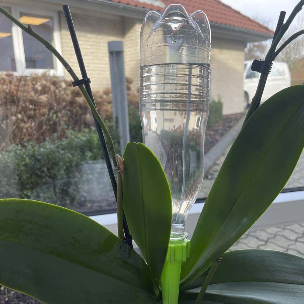 Selvvandende PET-flaske til potteplanter/bede - pakke m/6 stk.