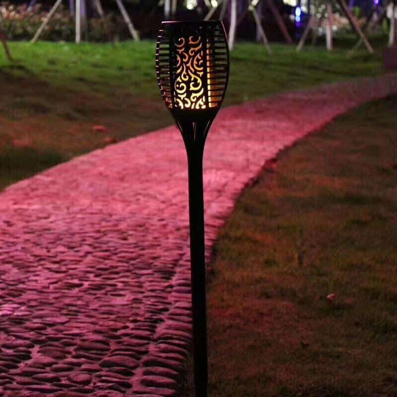 2 stk. flammende LED fakler på spyd med solceller til haven (78 cm.)