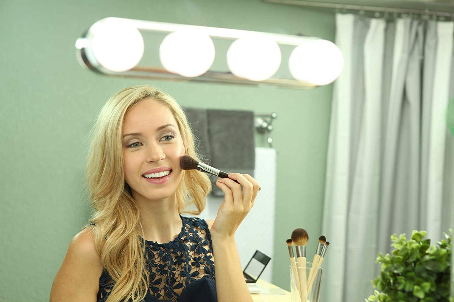 Hollywood LED Makeuplys m/sugekop til spejl