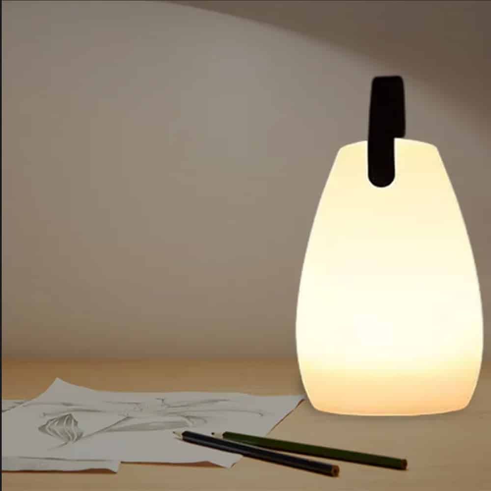 Bordlampe LED med hank - firkantet eller oval - RGB farveskift -