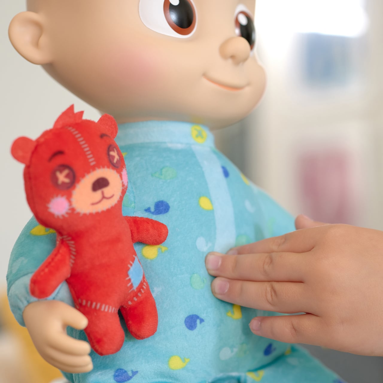 Cocomelon JJ Syngende Dukke - Danske Tale -