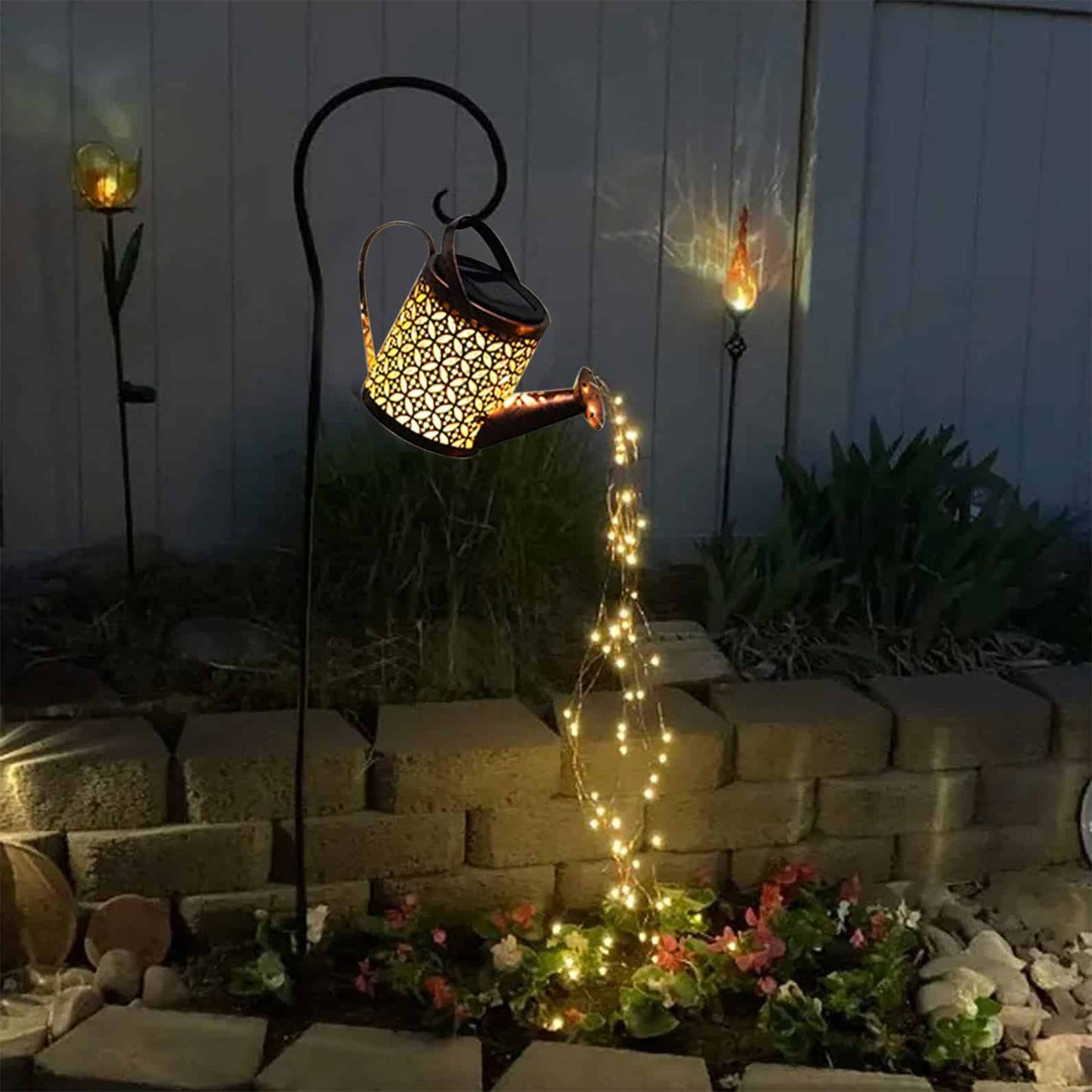 Solcelle vandkande LED-lampe til haven