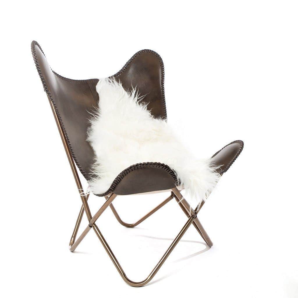 New Zealandsk Lammeskind til lænestol m.m. (hvid/sort)