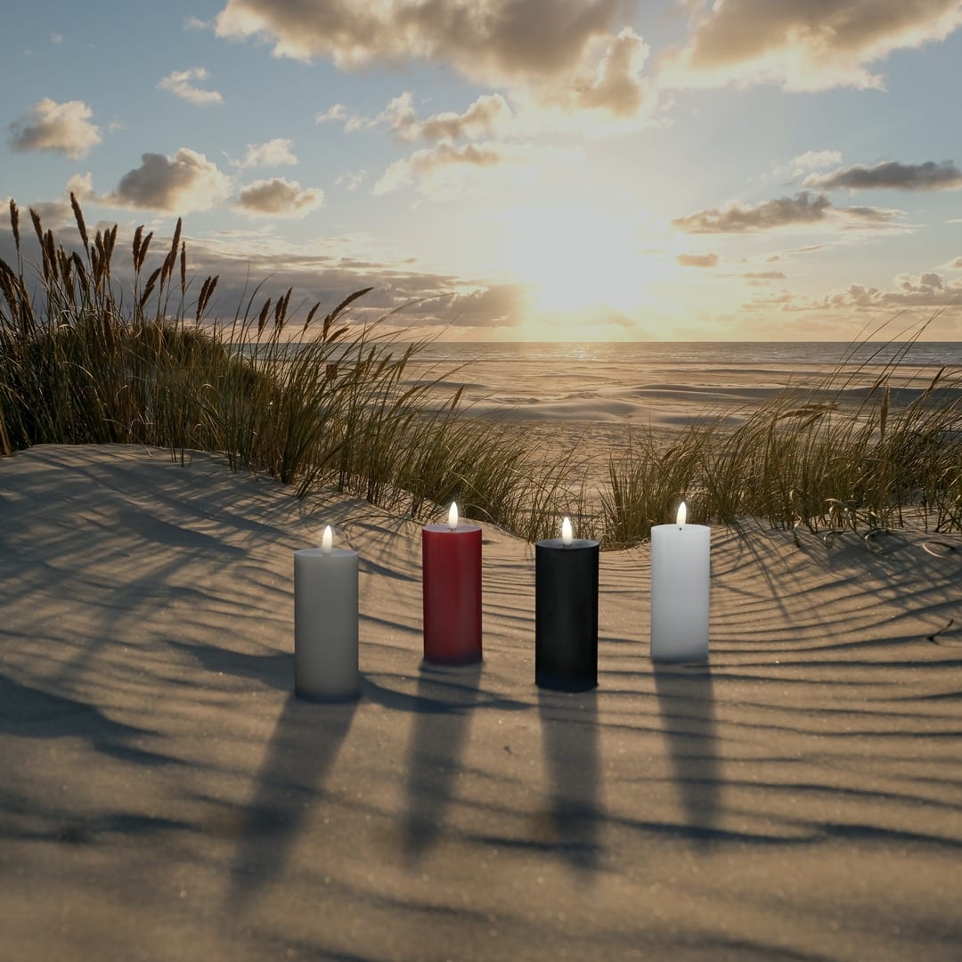 LED Stearinlys - 1 stk. - ø5,5 x 20 cm - m/3D flamme - (flere farver)