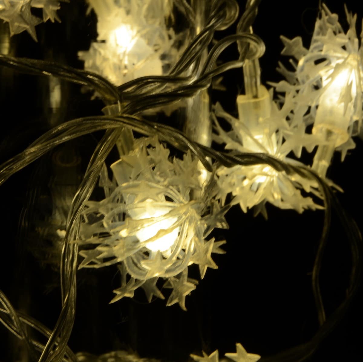 LED-Lyskæde med 20 Stjernekugler - hvid (3 meter)