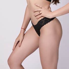 Blondetrusser (G-streng) - pakke med 5 stk (sort, hvid, beige)