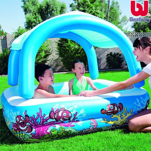 Bassin med "soltag" fra Bestway