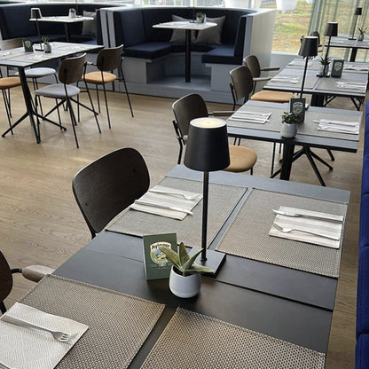 Bordlampe LED m/touch - ledningsfri - 4 farver