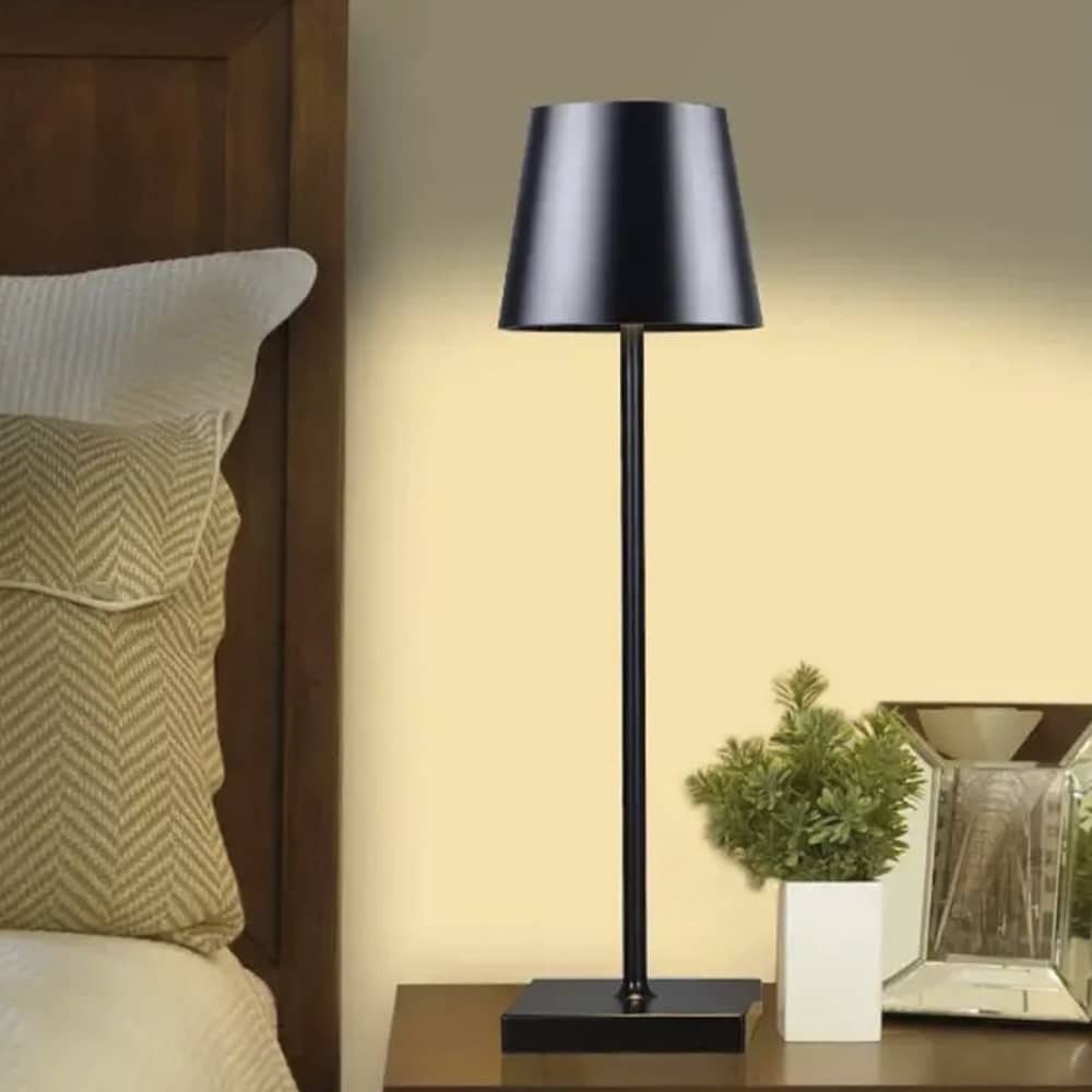 Bordlampe LED m/touch - ledningsfri - 4 farver