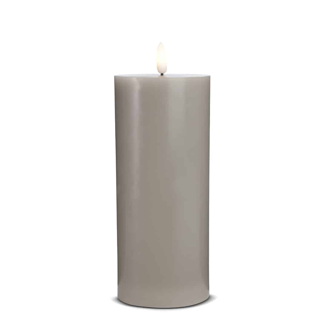 LED Stearinlys -1 stk. - ø7,5 x 20 cm - m/3D flamme - (flere farver)