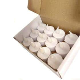 LED Fyrfadslys i plastik - 12 stk. - ø3,5 x 5 cm - hvid - (inkl. batterier)