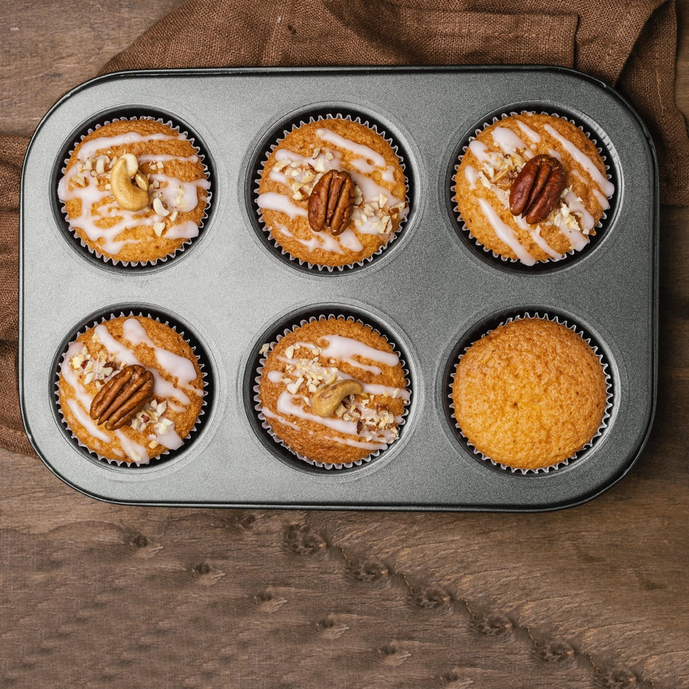 Muffinform (6 eller 12 stk.) i Sort Stål - bag Lækkerier med Lethed!