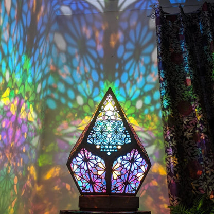 Bohemian Stjerneprojektor (Farverig LED lampe)