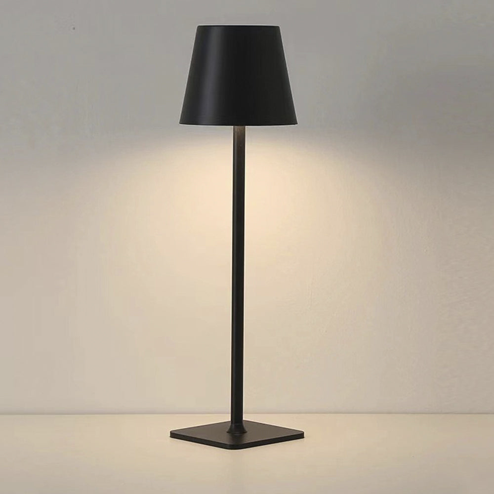 LED Bordlampe med touch og genopladelig funktion