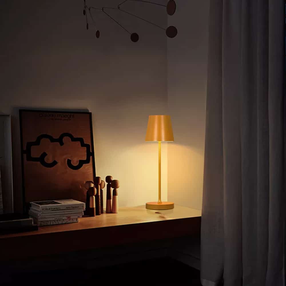 Bordlampe LED m/touch - ledningsfri - mange farver