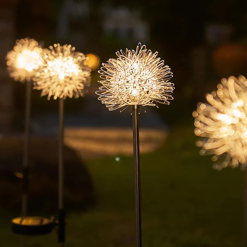 Solcelle LED Havelampe ( 2 stk.) dekoreret m/mælkebøtte på spyd