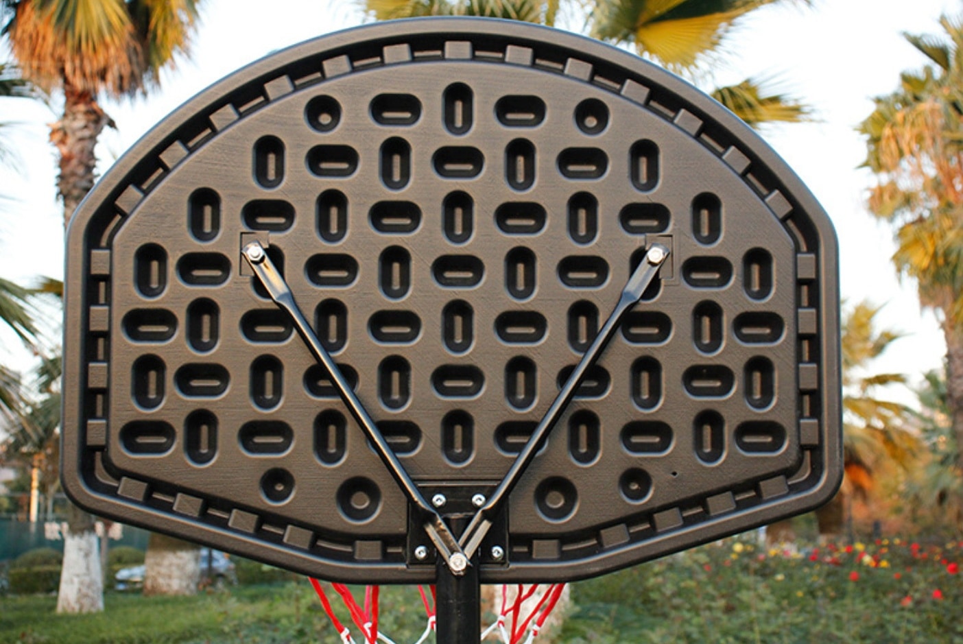 Basketballkurv på stander Ø 34 cm.