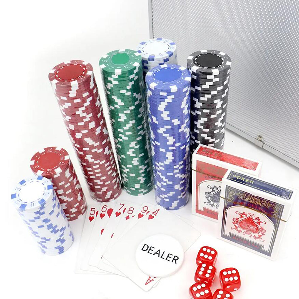 Pokkersæt i kuffert med 300 chips