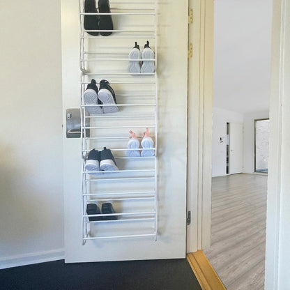 Skoreol til døren med plads til 20-30 par sko