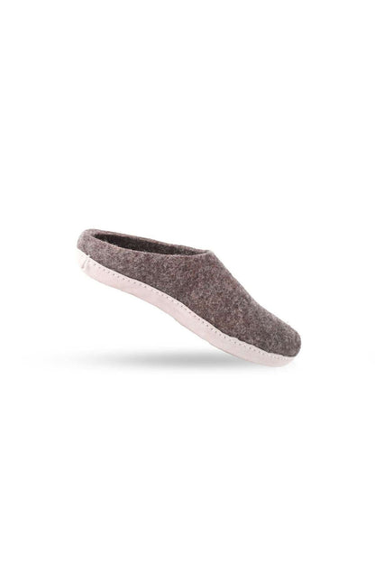 Uldtøffel (100% ren uld) - Model Brun m/sål i skind - Dansk Design fra SHUS