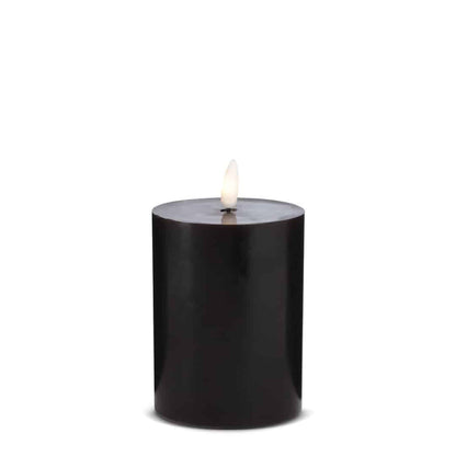 LED Stearinlys - 1 stk. - ø7,5 x 12,5 cm - m/3D flamme - (flere farver)