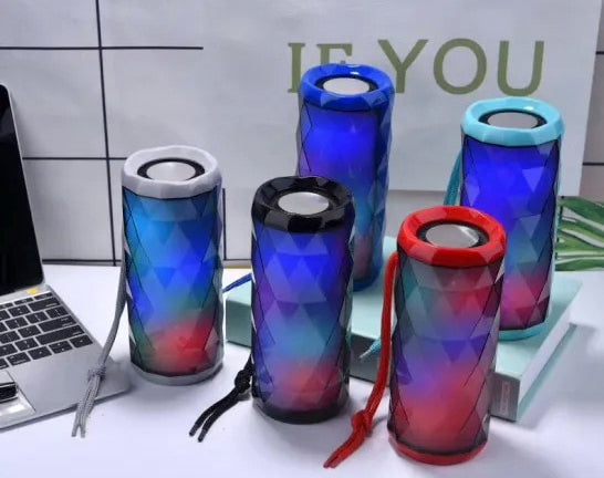 Bluetooth Højttaler 5W med seje LED lyseffekter og dobbelt bas